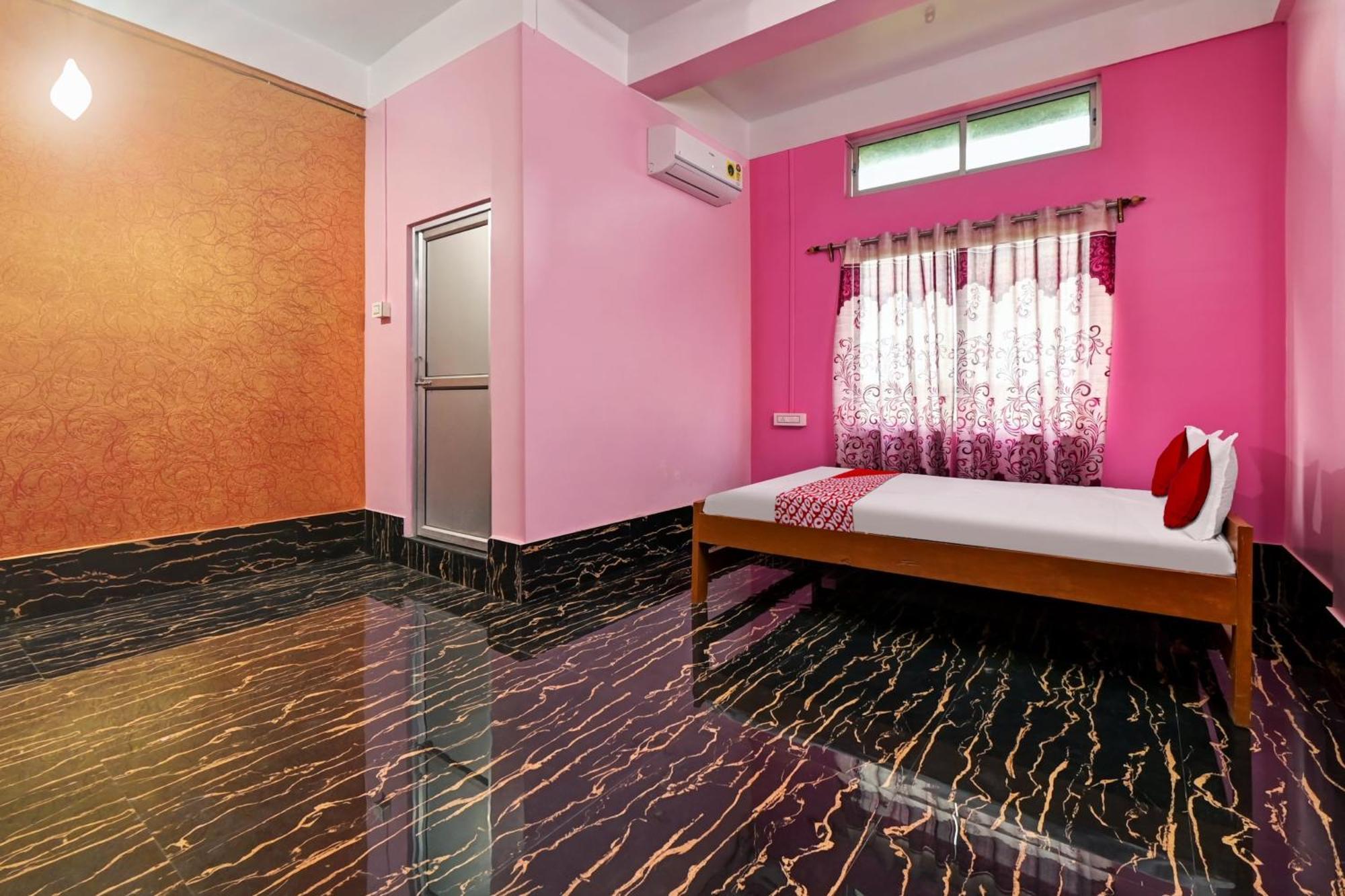 Oyo Flagship The Brahmaputra Homestay Gauháti Kültér fotó